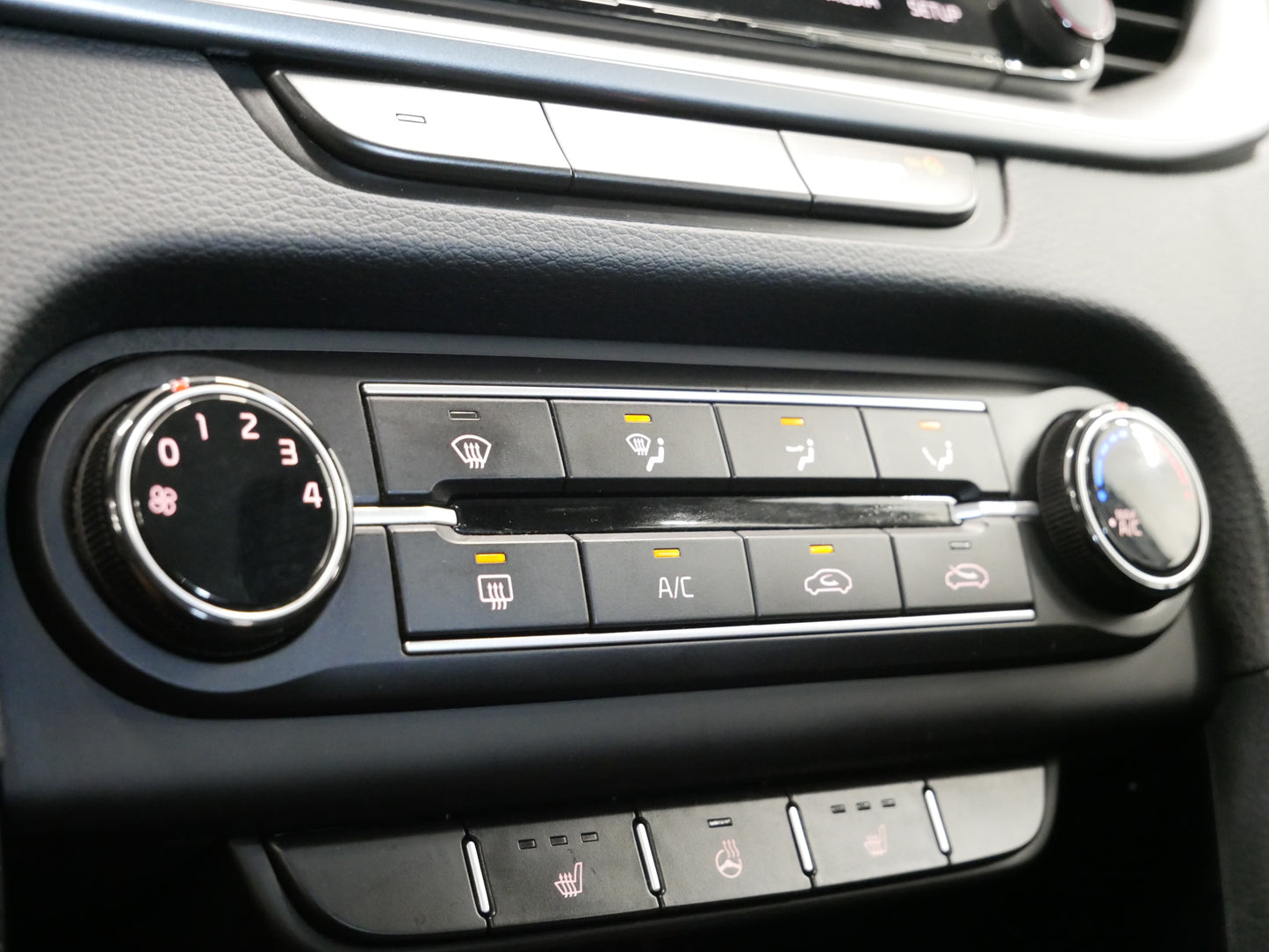 Kia Ceed 1.0 T-GDI 74 kW Spin