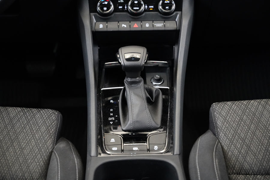 Škoda Karoq 1.5 TSI 110 kW Top Selection – foto 24