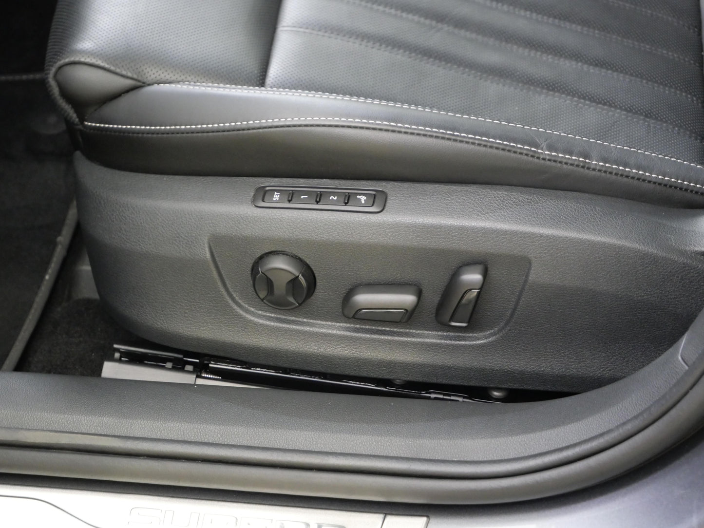 Škoda Superb 2.0 TDI 147kW L&K