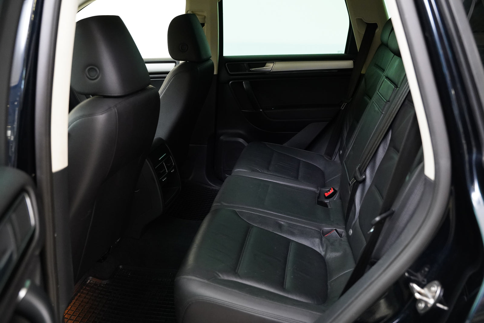 Volkswagen Touareg 3.0 TDI 193 kW 4x4 – foto 24