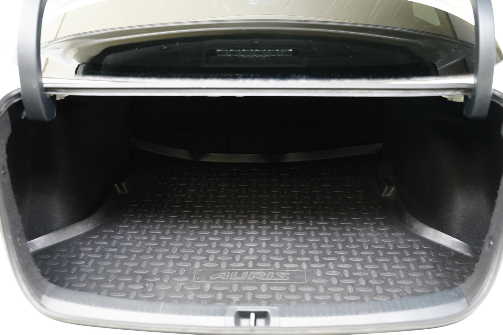 Toyota Corolla 1.6i 97 kW Valvematic – foto 24