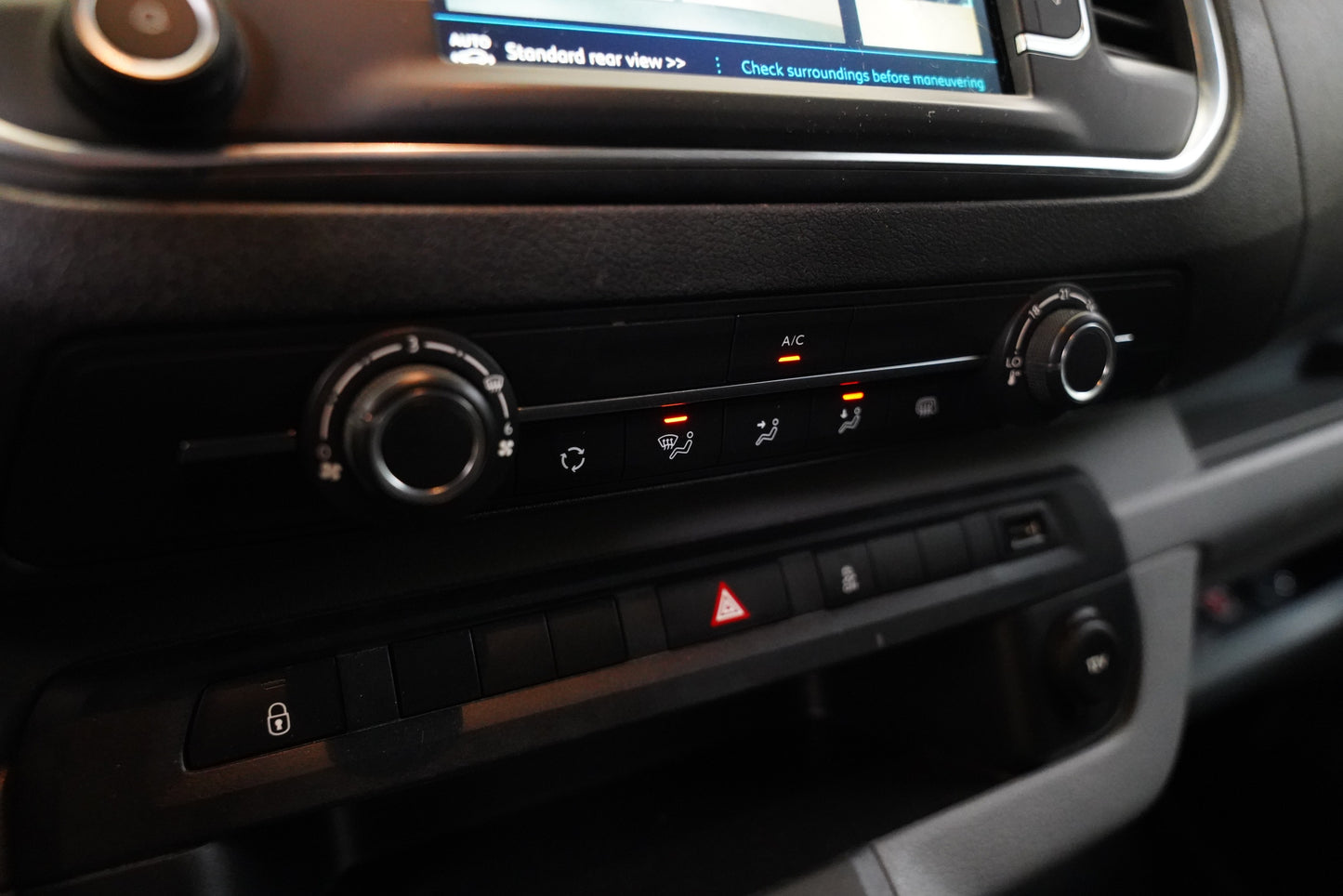 Peugeot Expert 2.0 HDi 110 kW Premium TwinCab