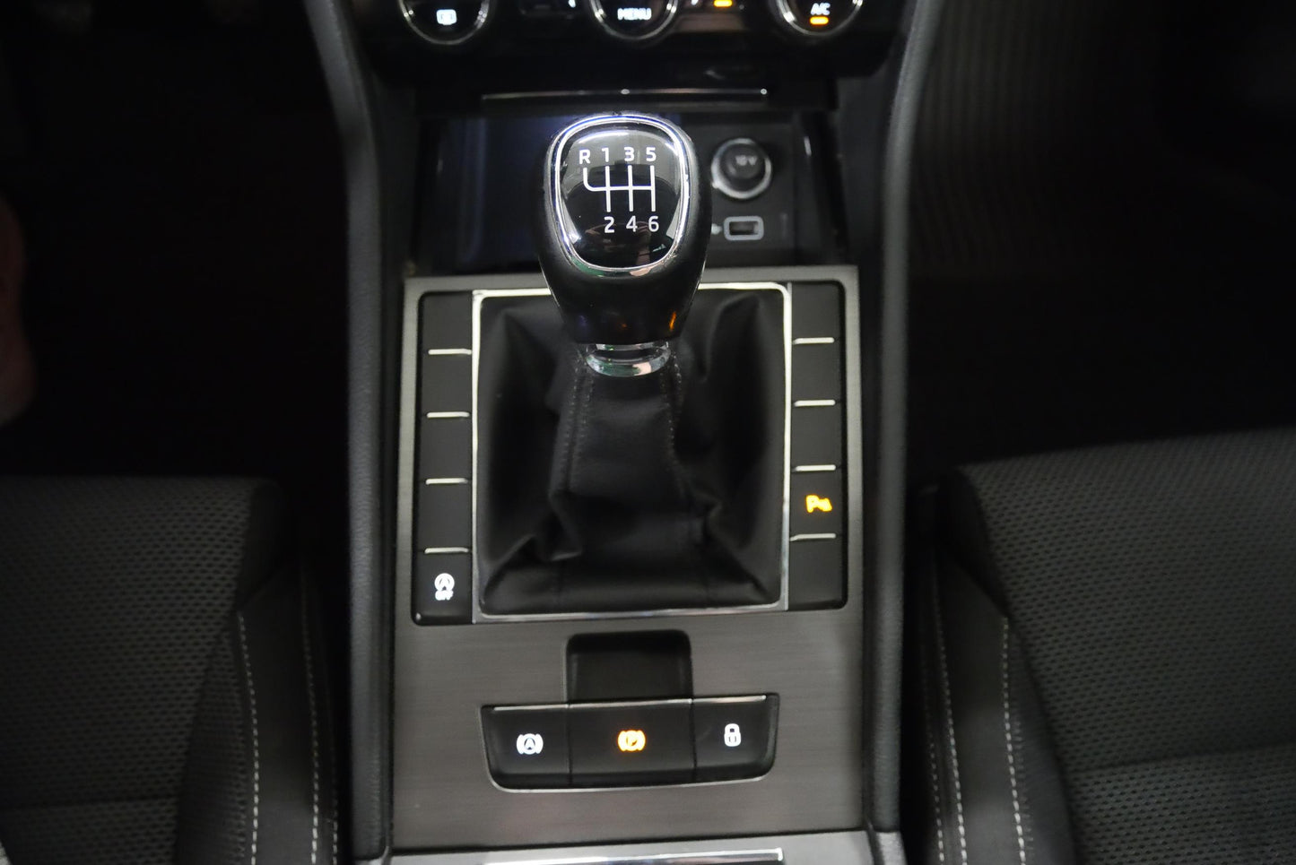 Škoda Superb 2.0 TDI 110 kW Style