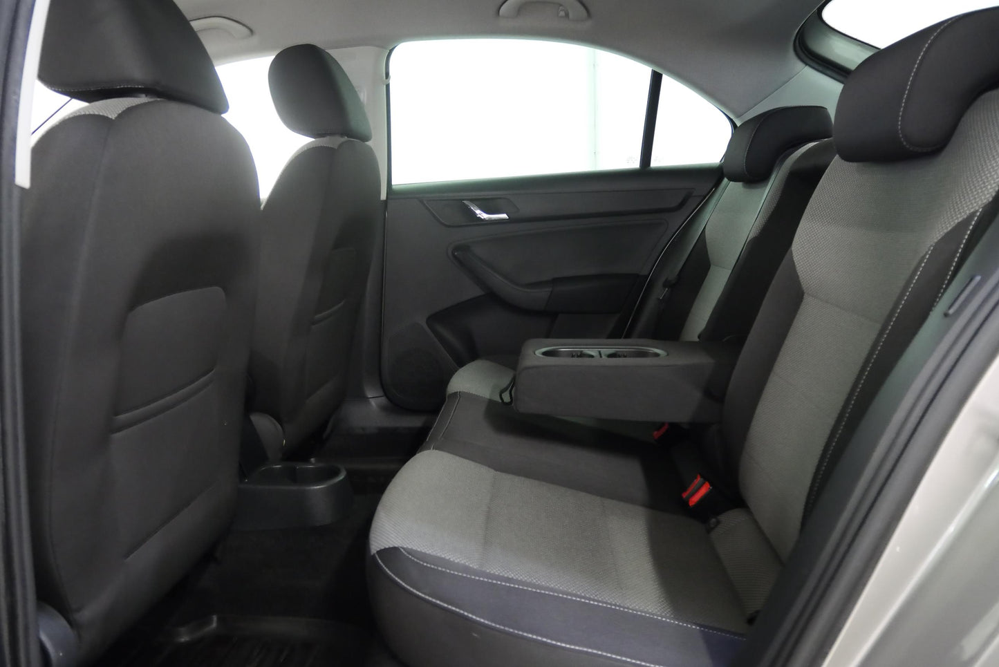 Škoda Rapid 1.6 TDI 77 kW Elegance Extra+