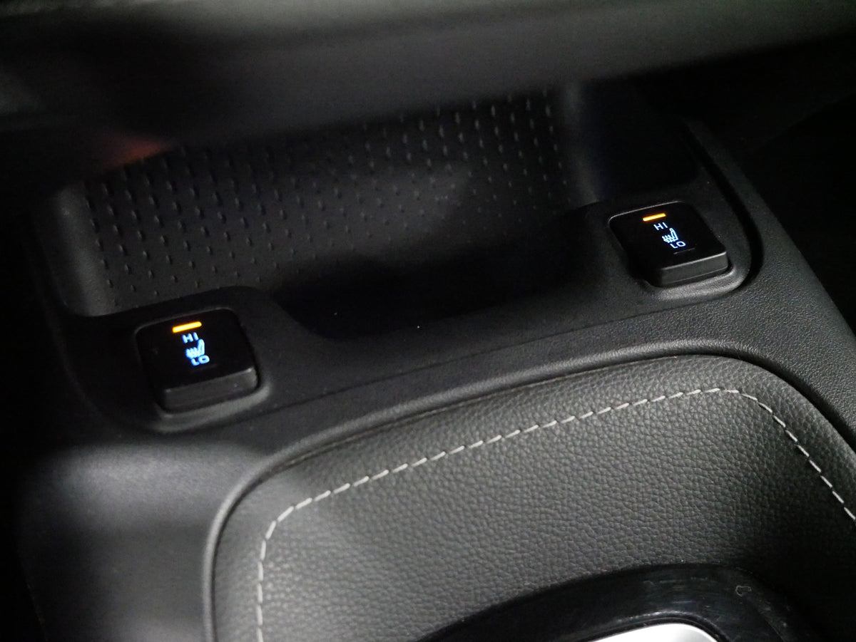 Toyota Corolla 2.0 Hybrid e-CVT 112kW Comfort – foto 24