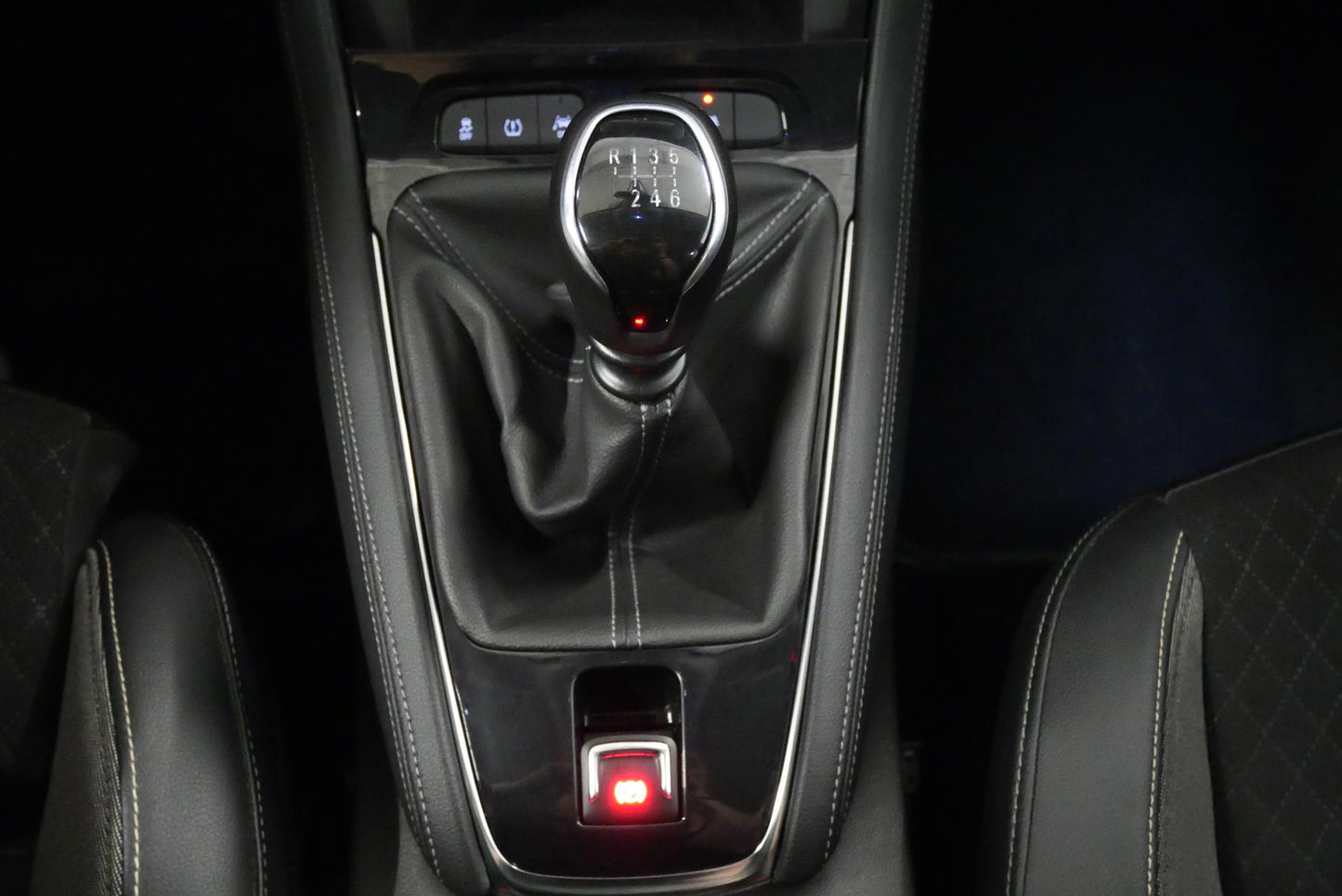 Opel Grandland 1.2 i Turbo 96 kW Dynamic