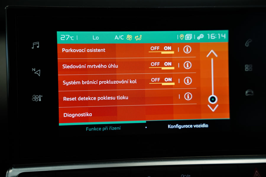 Citroën C4 Cactus 1.2 PureTech 81 kW Shine – foto 24