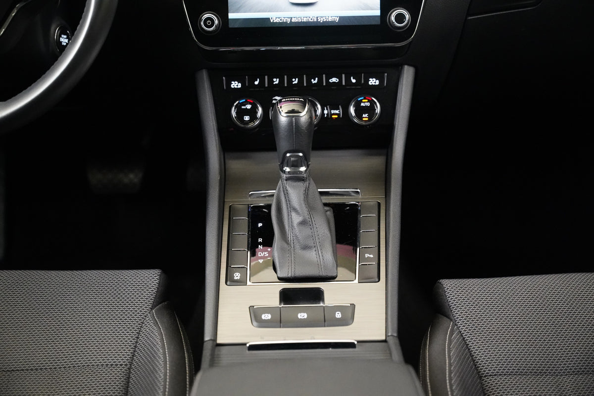 Škoda Superb 2.0 TDI 110 kW Style