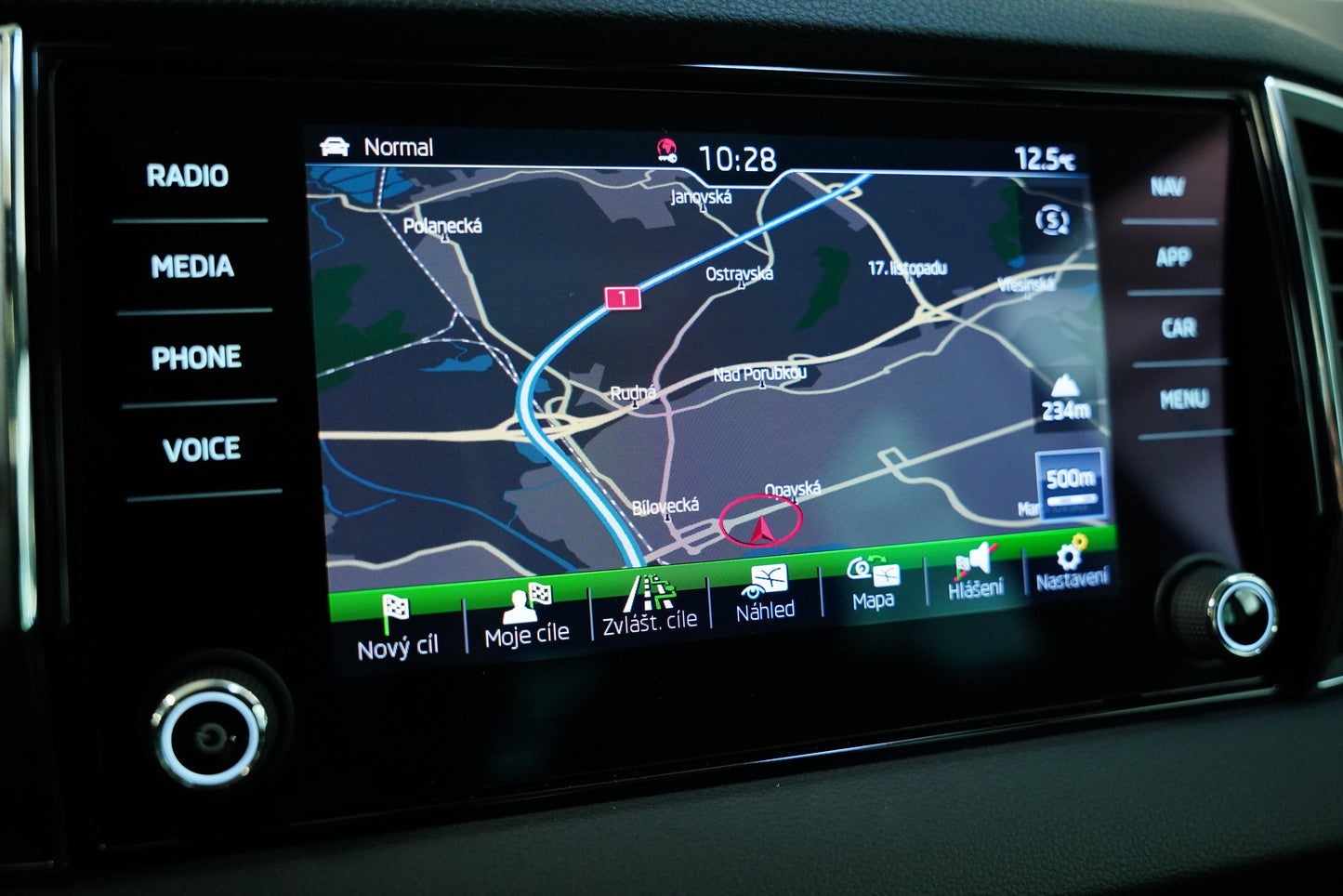 Škoda Karoq 1.5 TSI 110 kW DSG 4x4 Style+