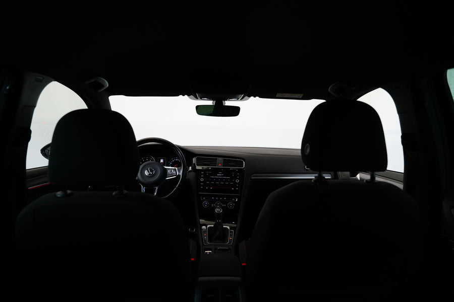 Volkswagen Golf 2.0 TSI 169 kW GTI – foto 24