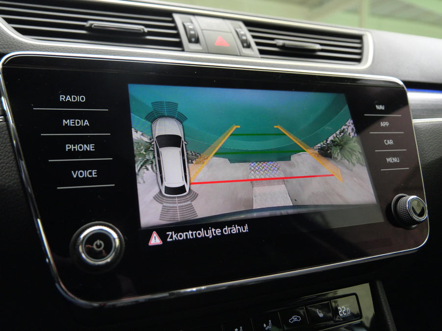 Škoda Superb 2.0 TDI 140 kW 4x4 DSG Style – foto 24
