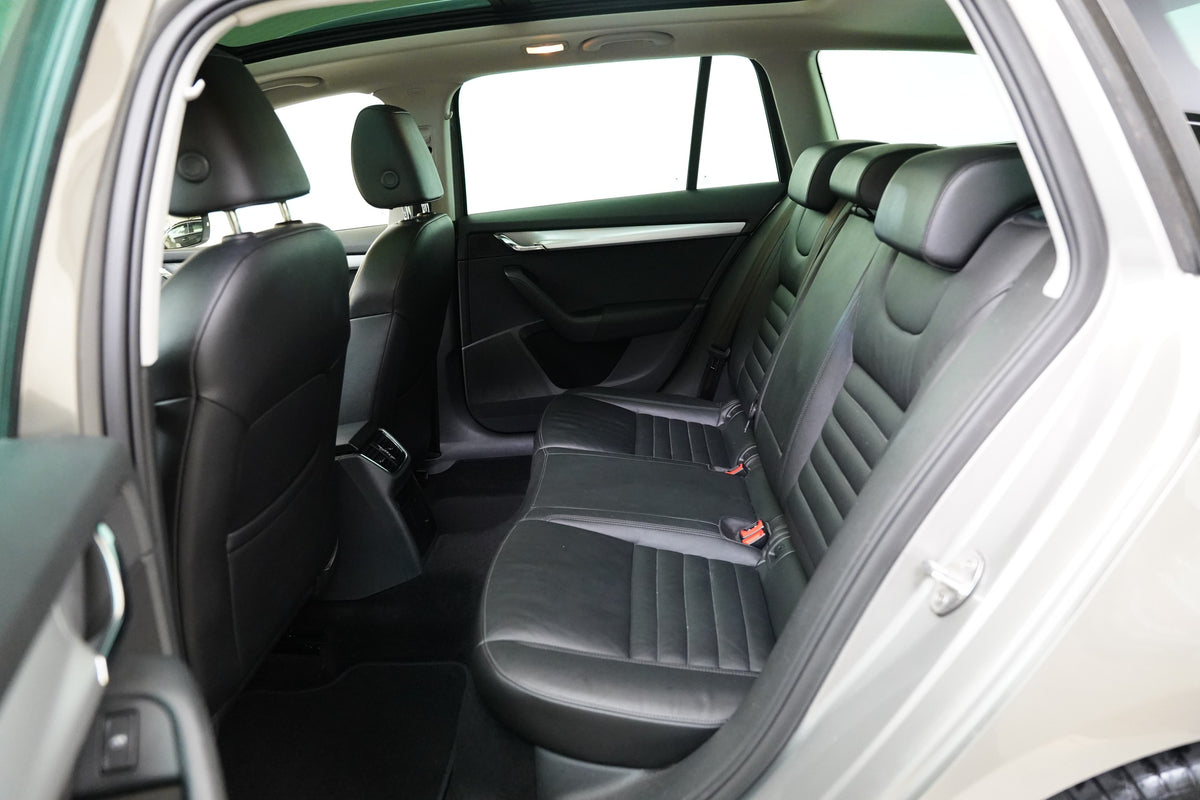 Škoda Octavia 1.6 TDI 81 kW Style – foto 24