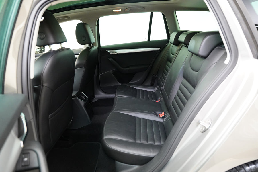 Škoda Octavia 1.6 TDI 81 kW Style – foto 24