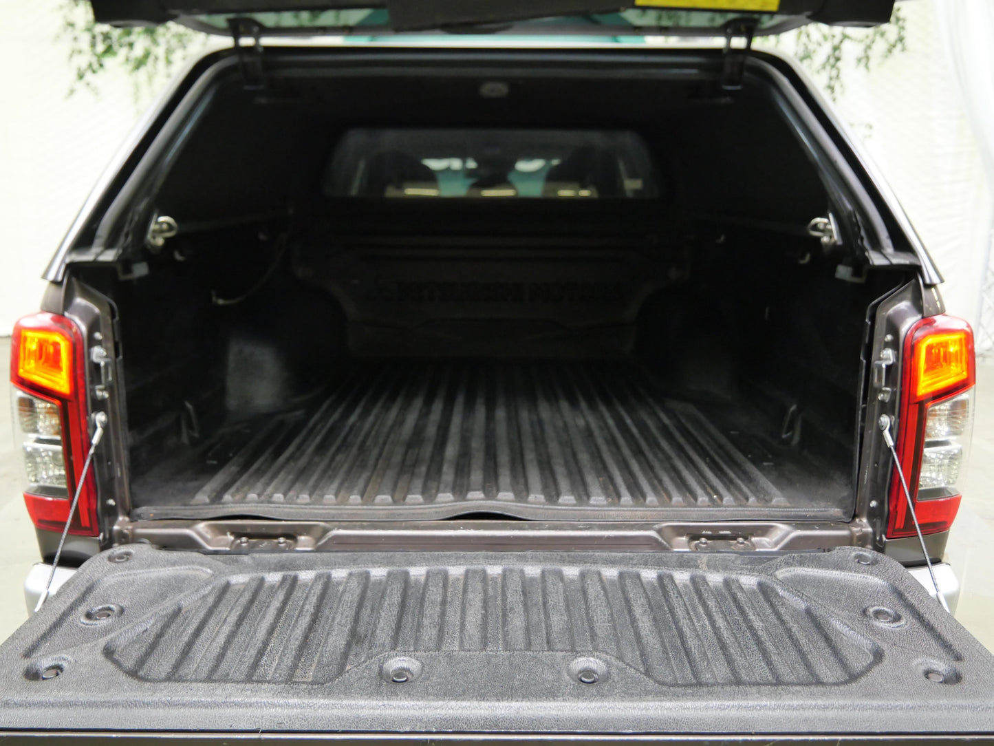 Mitsubishi L200 2.3 DI-D 110 kW AWD