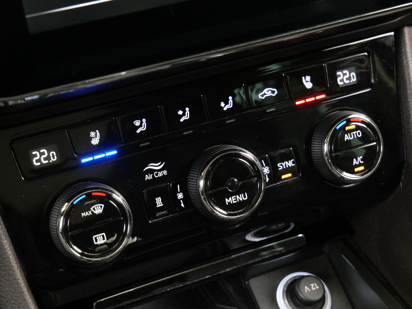 Škoda Superb 2.0 TSI 200 kW L&K