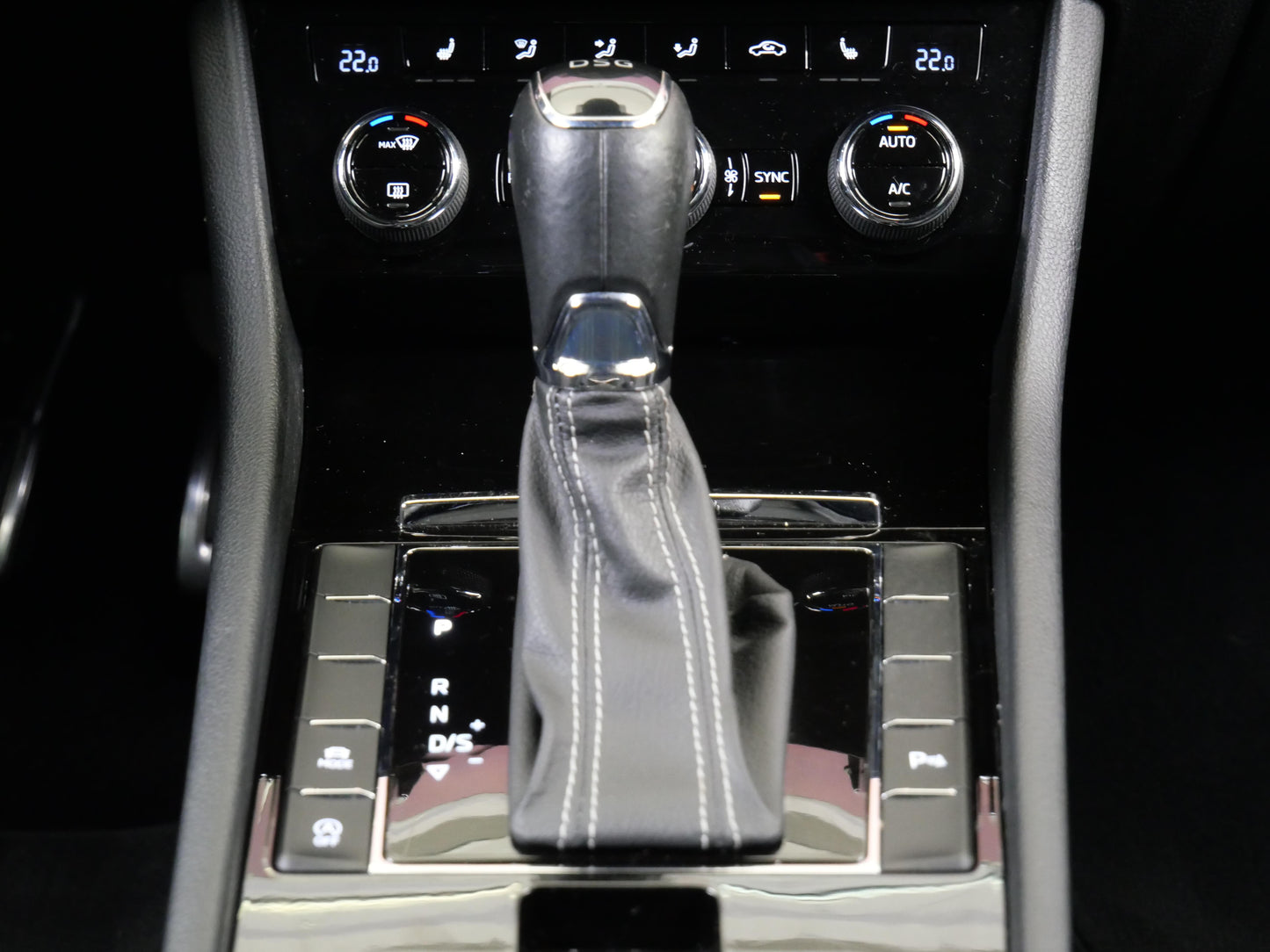 Škoda Superb 2.0 TDI 110 kW Sportline