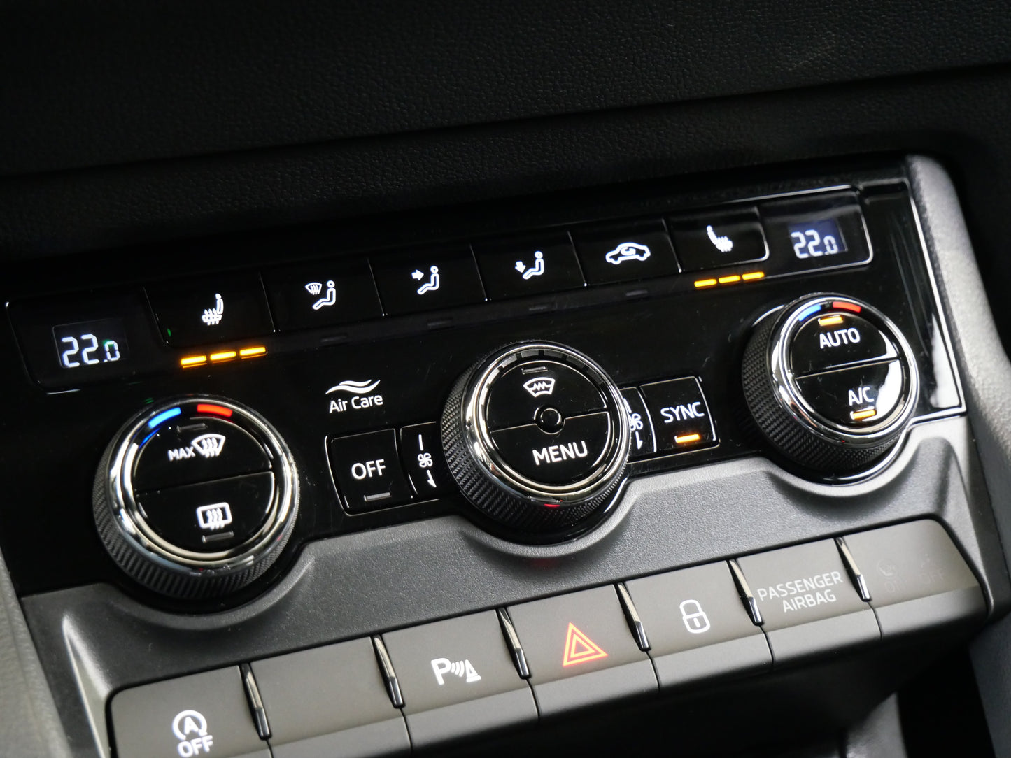 Škoda Karoq 1.5 TSI 110 kW Top Selection