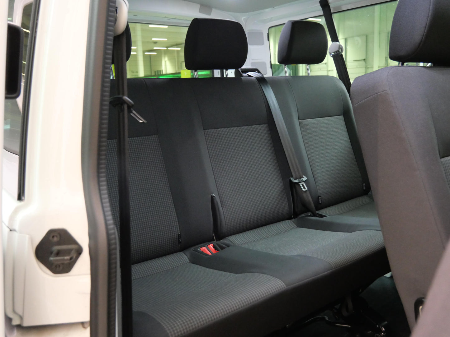 Volkswagen Transporter 2.0 TDI 110 kW Long