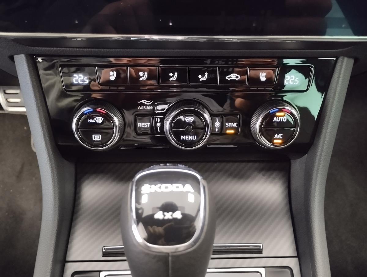 Škoda Superb 2.0 TDI 147 kW Sportline