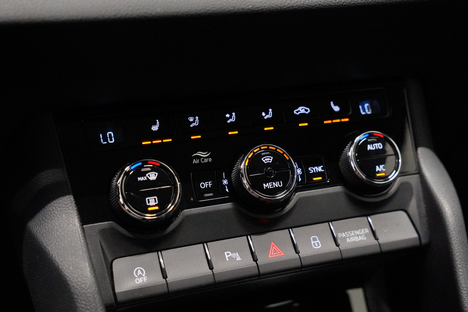 Škoda Karoq 1.5 TSI 110 kW Top Selection – foto 24