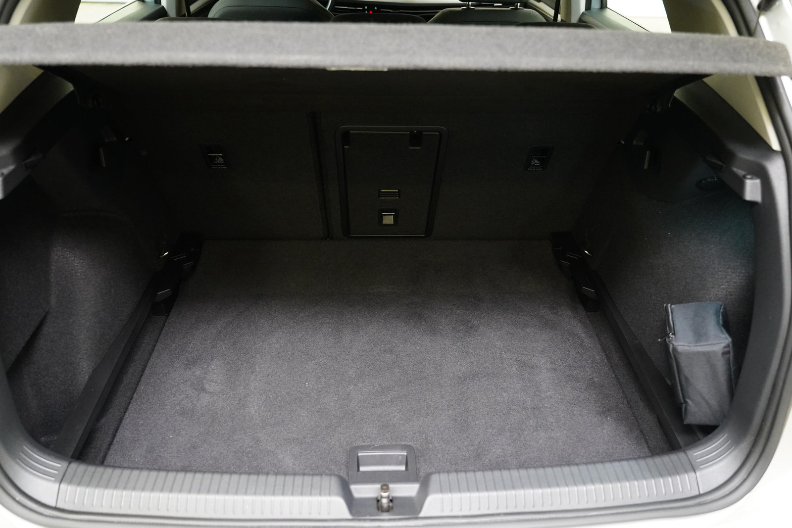 Volkswagen Golf 1.0 TSI 81 kW Life – foto 24