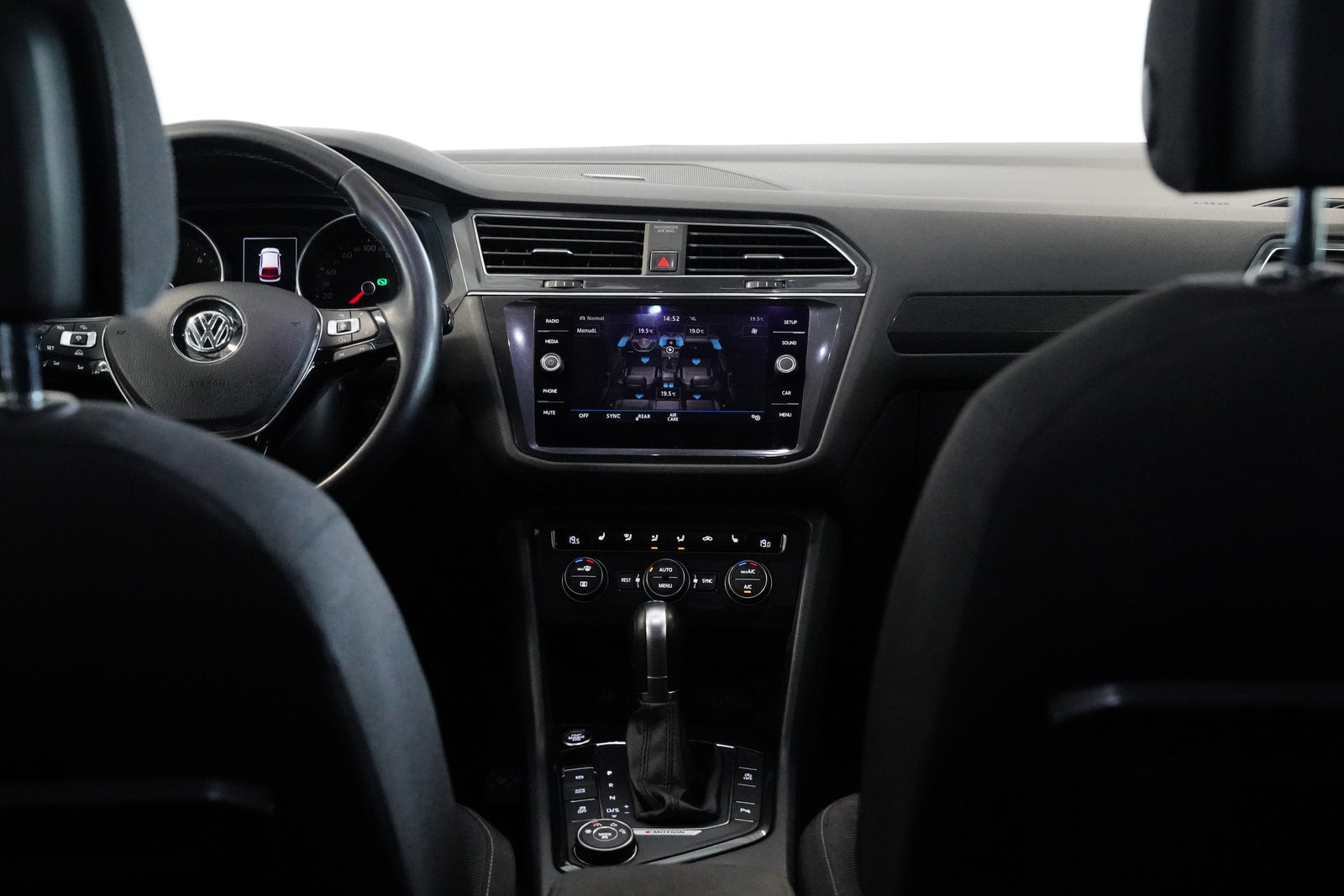 Volkswagen Tiguan 2.0 TDI 110 kW DSG 4X4 – foto 24