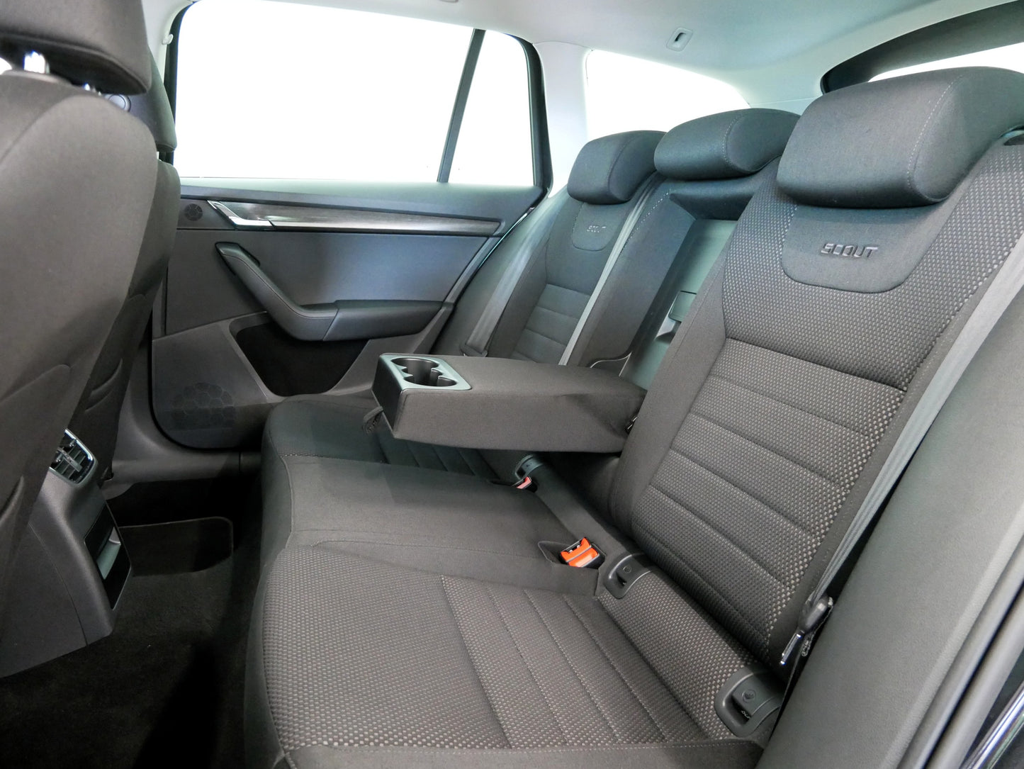 Škoda Octavia 2.0 TDI 135 kW 4x4 Scout