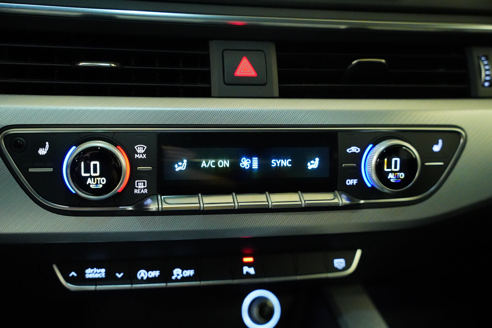 Audi A4 2.0 110 KW AVANT – foto 24