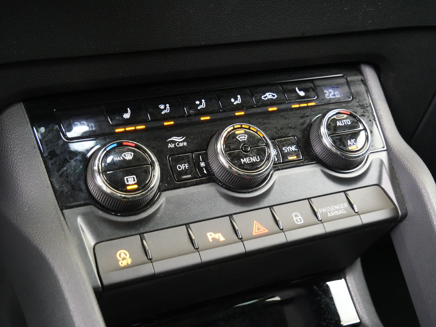 Škoda Karoq 1.5 TSI 110 kW Top Selection