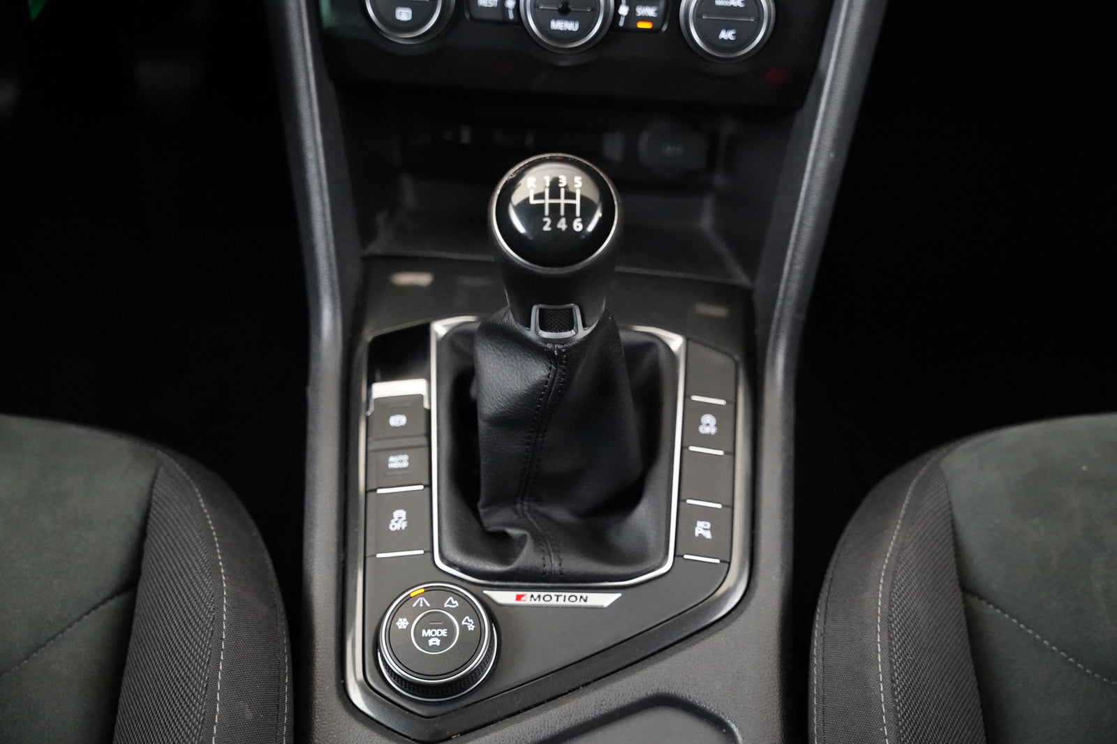 Volkswagen Tiguan 1.4 TSI 110kW 4Motion Highline – foto 24
