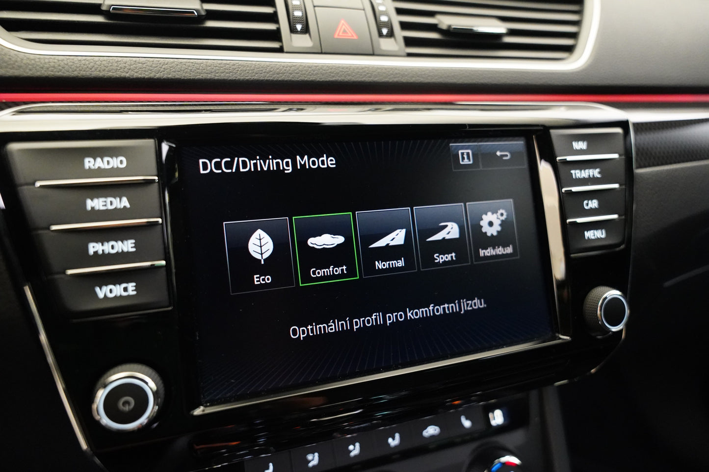 Škoda Superb 2.0 TDI 140 kW SportLine