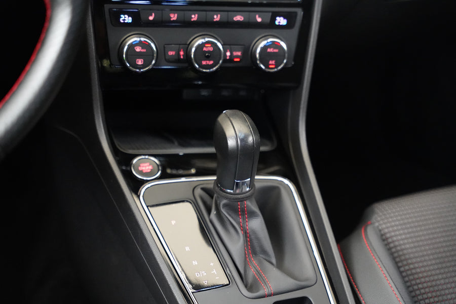 Seat Leon 2.0 TDI 110kW FR Black Edition – foto 24