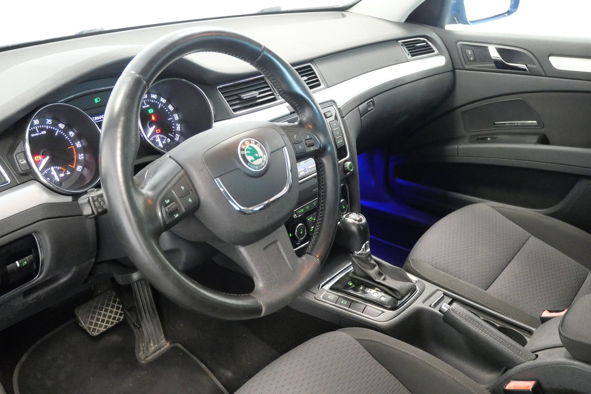 Škoda Superb 2.0 TDI 103 kW Exclusive 4x4 – foto 14