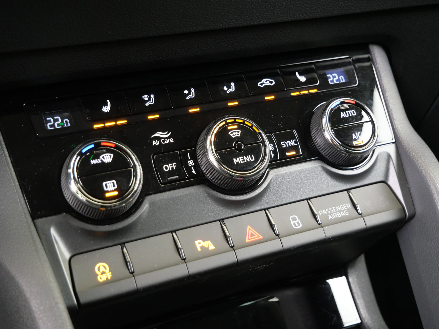 Škoda Karoq 1.5 TSI 110 kW Top Selection