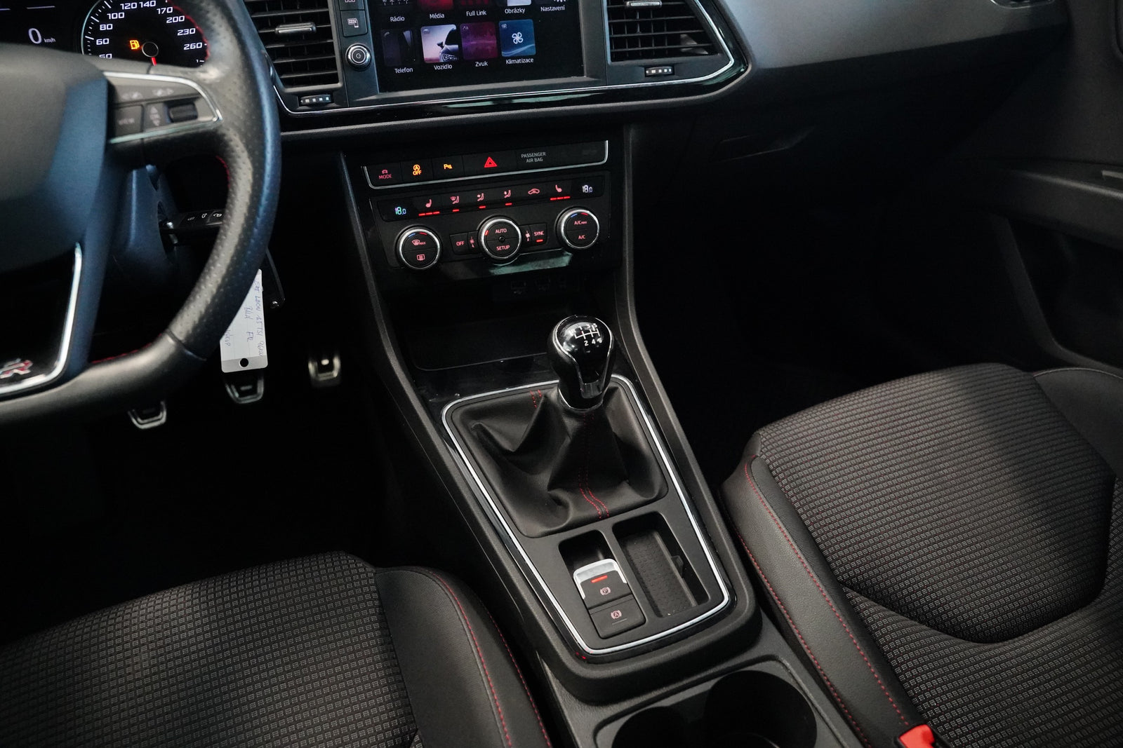 Seat Leon 1.5 TSI 96 kW FR – foto 24
