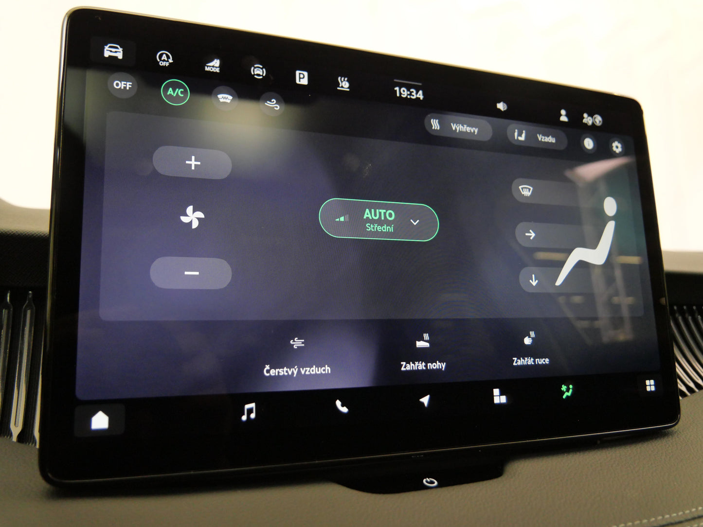 Škoda Superb 2.0 TSI 195 kW DSG 4x4 L&K