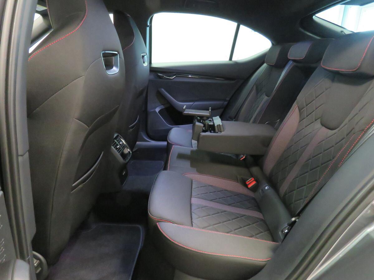 Škoda Octavia 2.0 TSI 180 kW RS