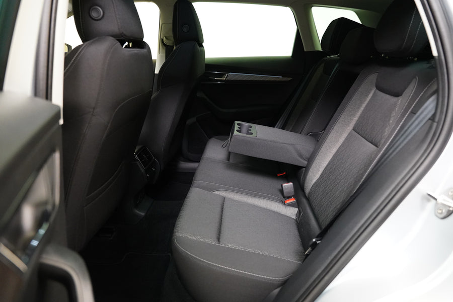 Škoda Karoq 1.5 TSI 110 kW Top Selection – foto 24
