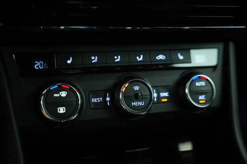Škoda Superb 2.0 TDI 4x4 Style – foto 24