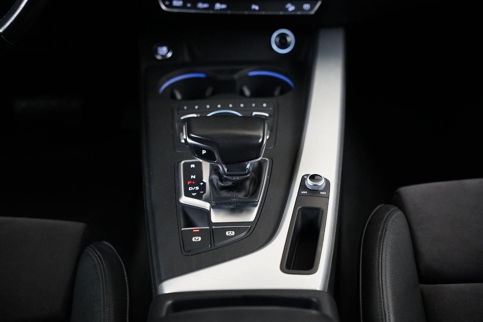 Audi A4 2.0 TDI 140 kW Quattro – foto 24