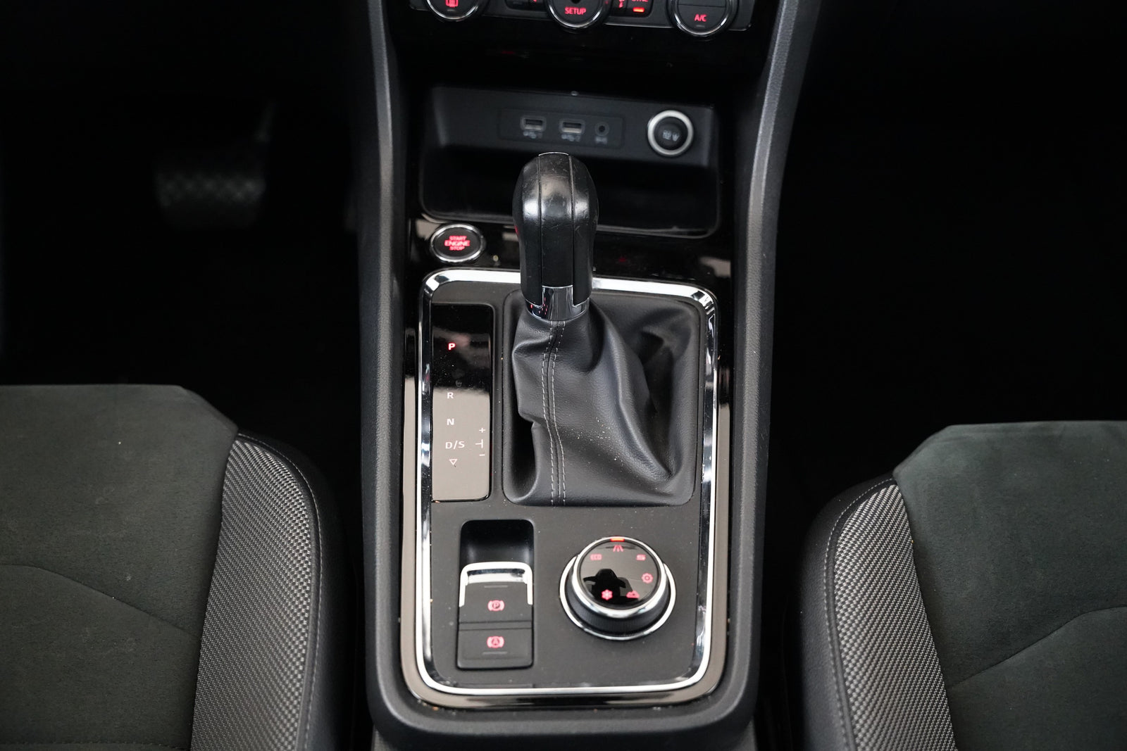 Seat Ateca 2.0 TSI 140kW 4Drive Xcellence – foto 24