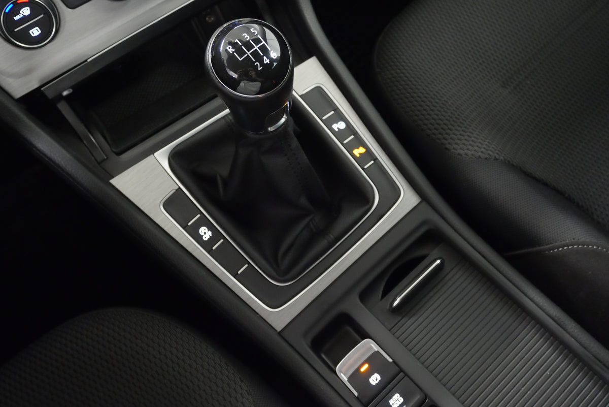 Volkswagen Golf 2.0 TDI 110 kW Comfortline – foto 24