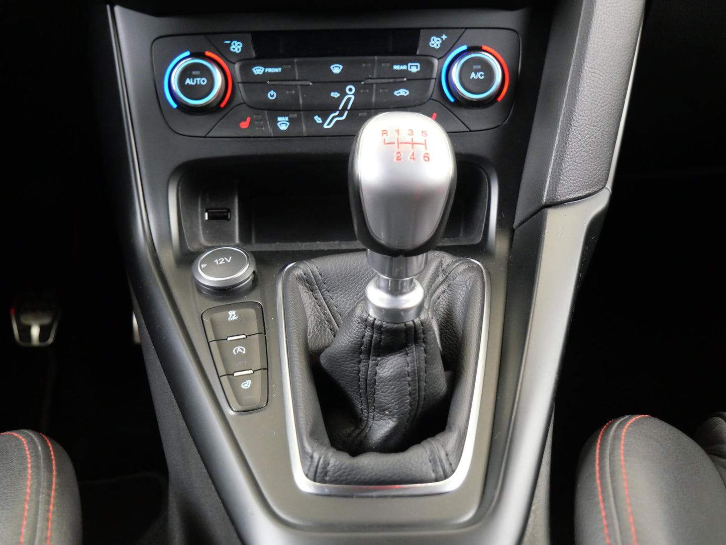 Ford Focus 2.0 EcoBoost 184 kW ST