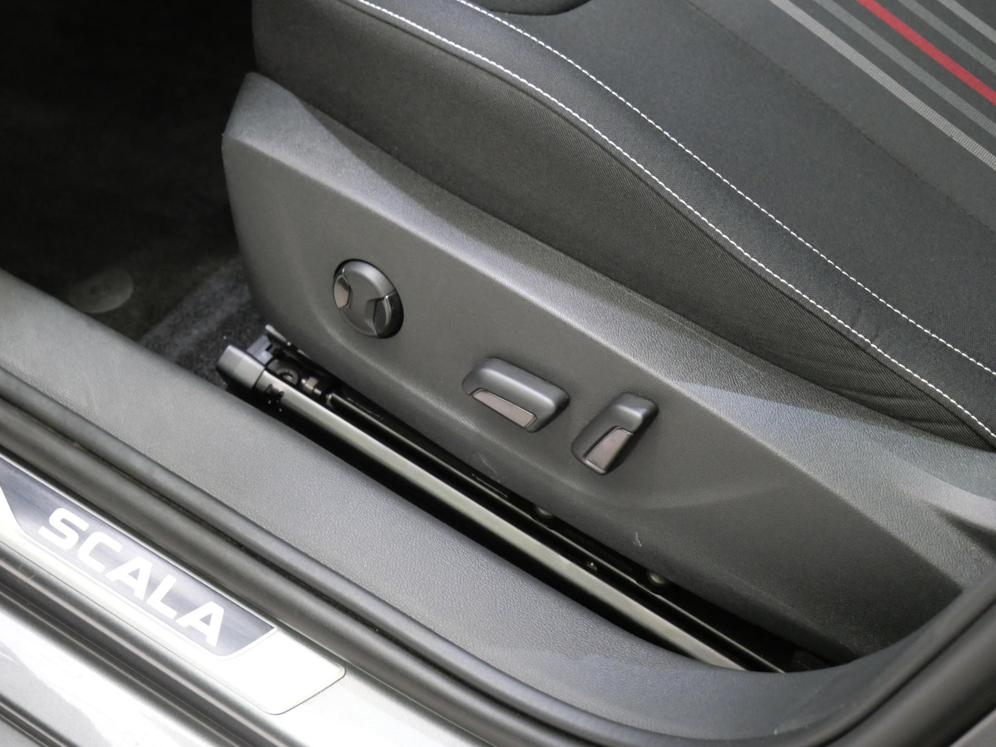 Škoda Scala 1.0 TSI 85 kW DSG Monte Carlo