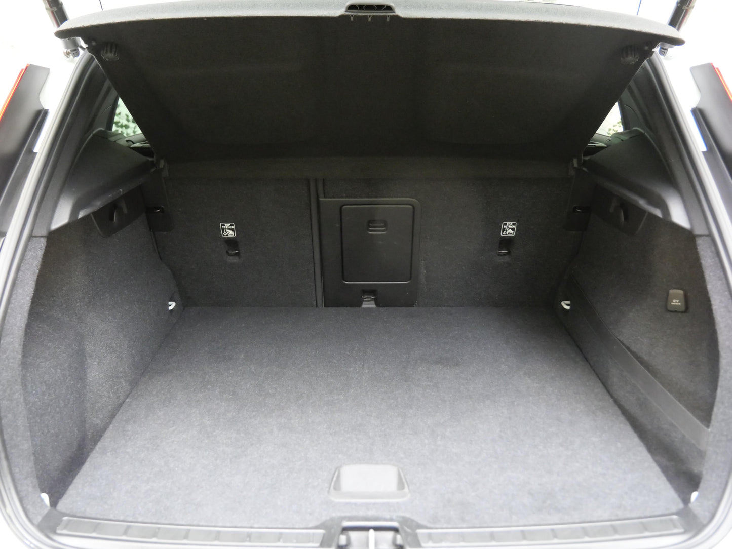 Volvo XC40 2.0 D3 110 kW Momentum Pro