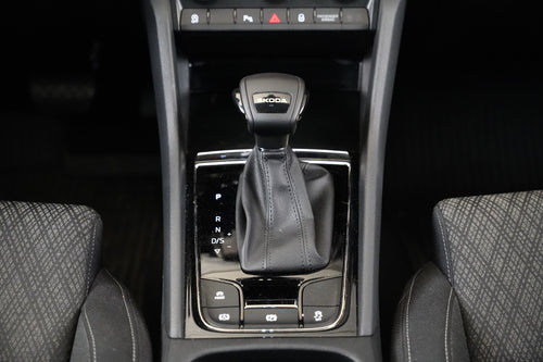 Škoda Karoq 1.5 TSI 110 kW Top Selection – foto 24