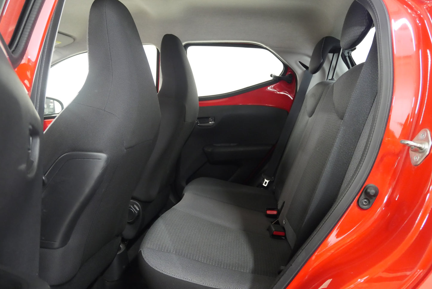 Toyota Aygo 1.0 VVT-i 53 kW X-Play