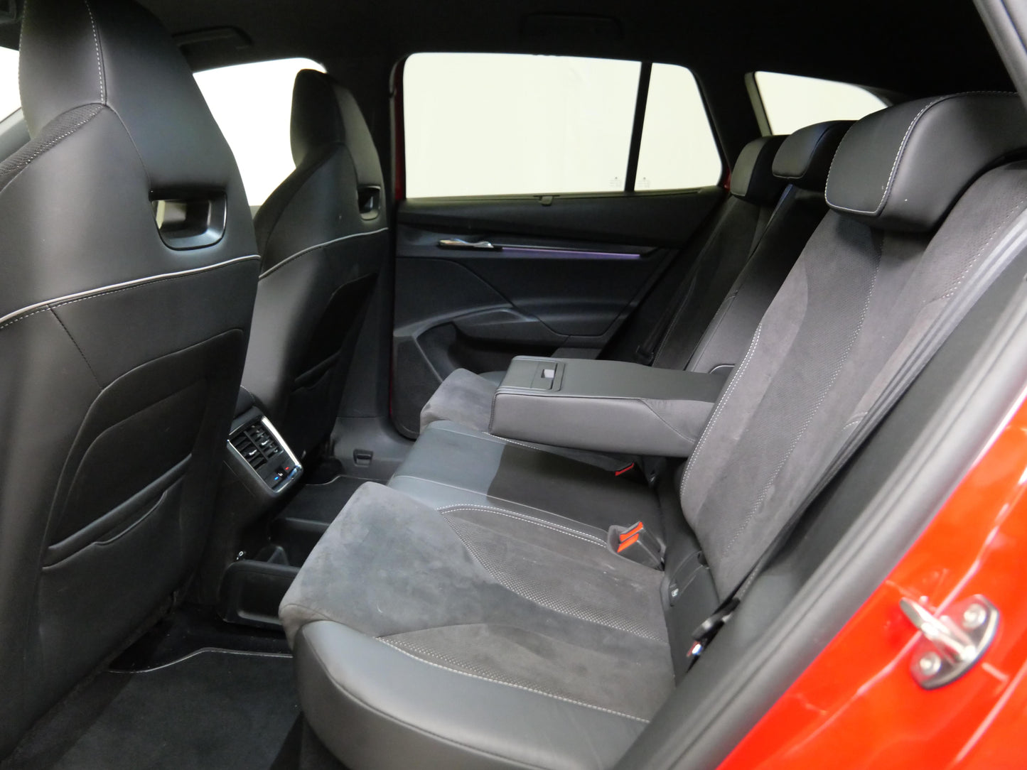 ŠKODA ENYAQ iV 80X 195/82 E1A