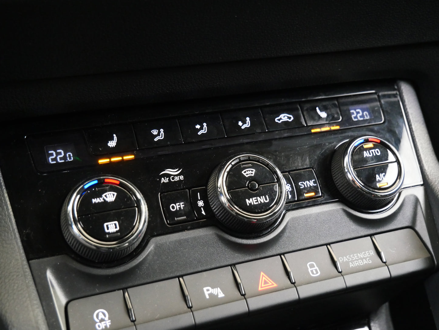 Škoda Karoq 1.5 TSI 110 kW Top Selection