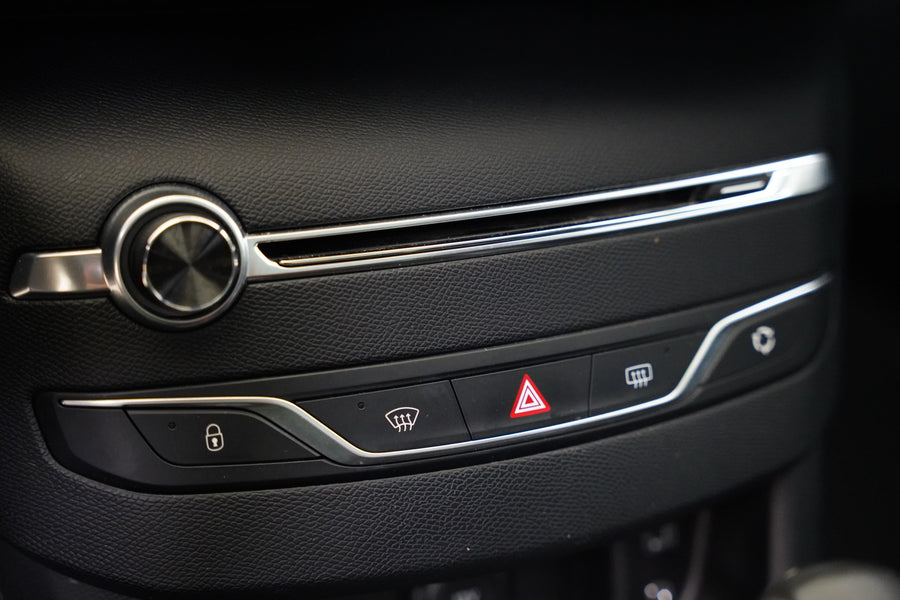 Peugeot 308 2.0 Blue-HDi 110 kW Allure – foto 24